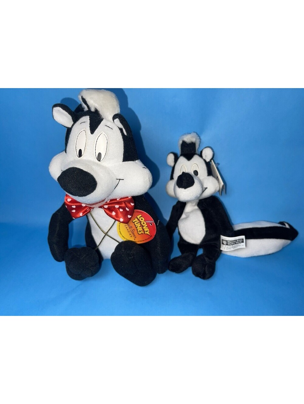 Warner Bros Studio Store Skunk Plush Lot of 2 Looney Tunes 1998 Tags Vintage